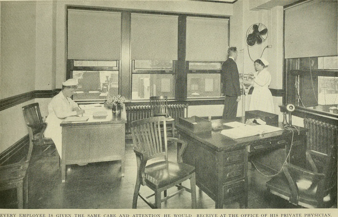 Mobile worker using a phone before a home visit